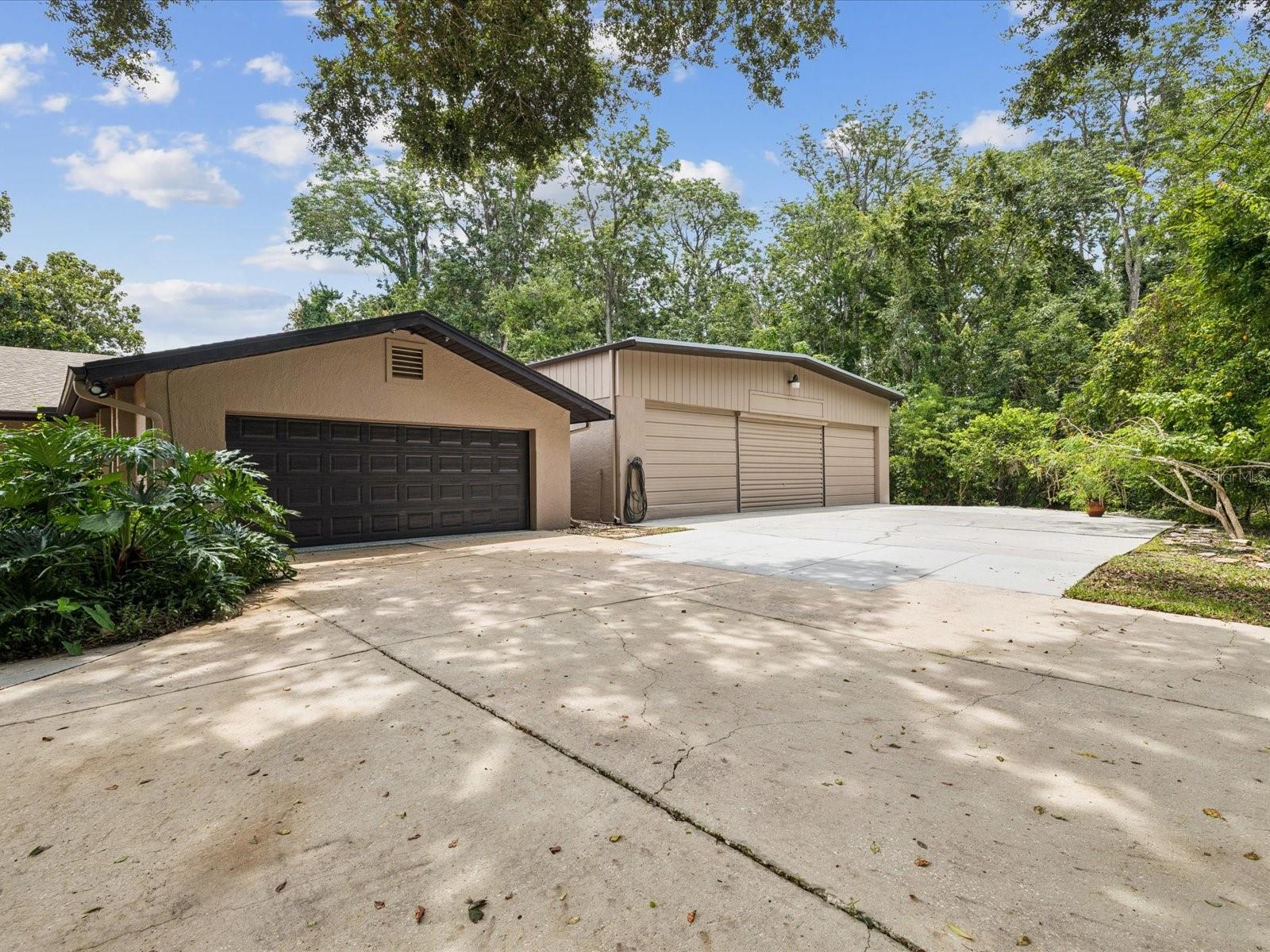 Listing photo id 61 for 10720 Skyhawk Drive