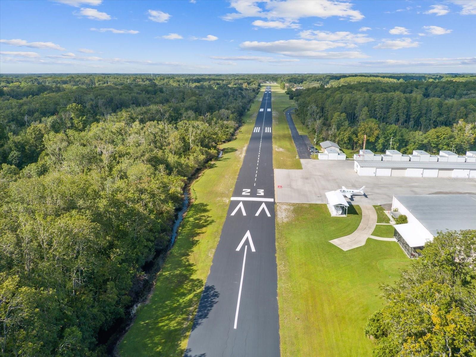 Listing photo id 90 for 10720 Skyhawk Drive