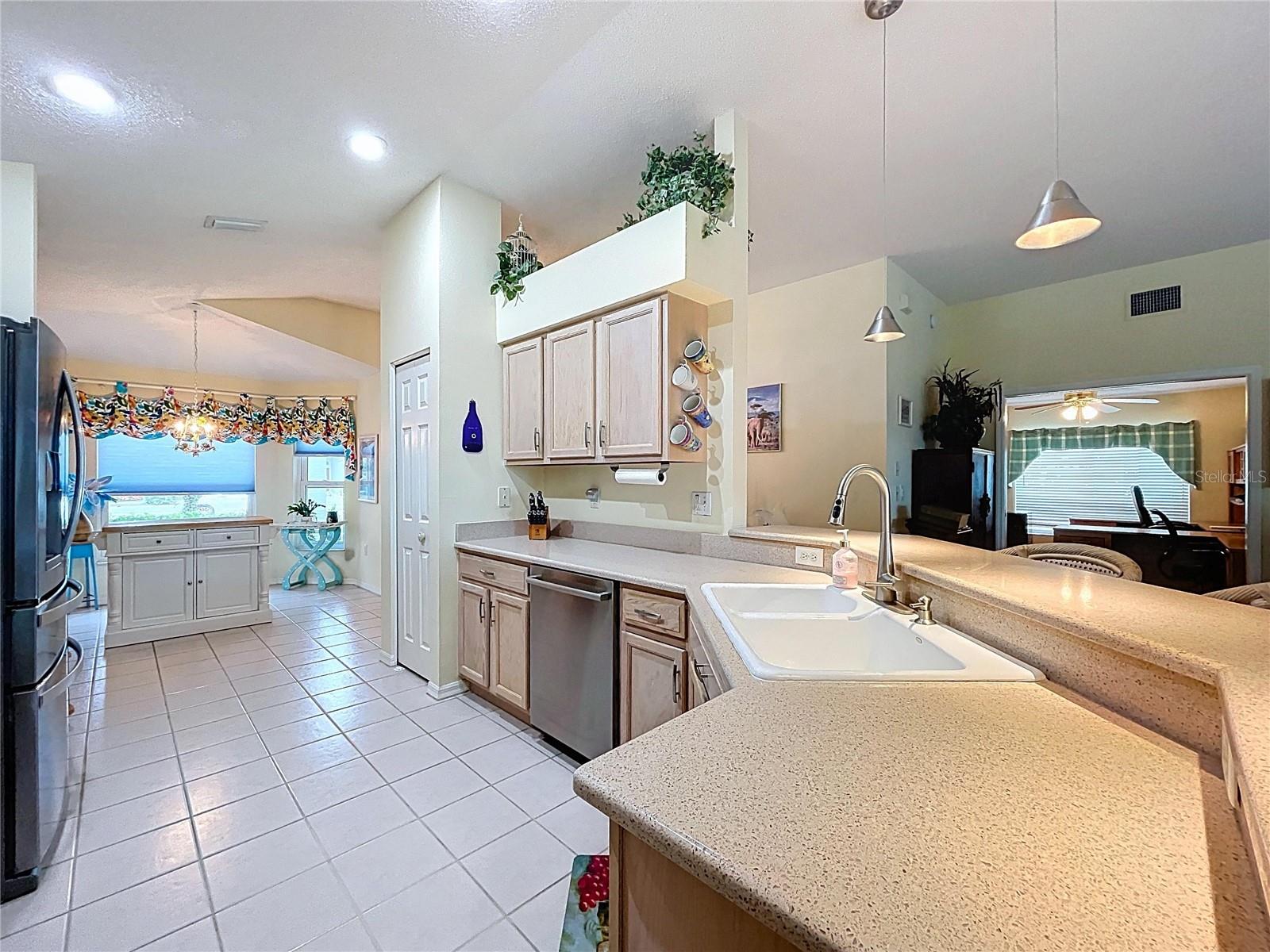 Image 18 of 76 For 1025 Sweet Jasmine Drive