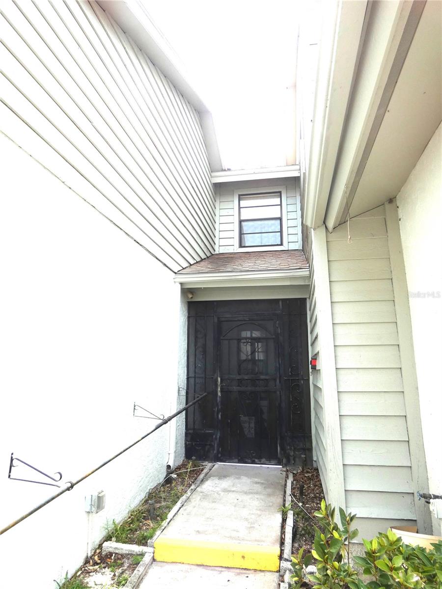 Image 4 of 32 For 11733 Rolling Pine Lane