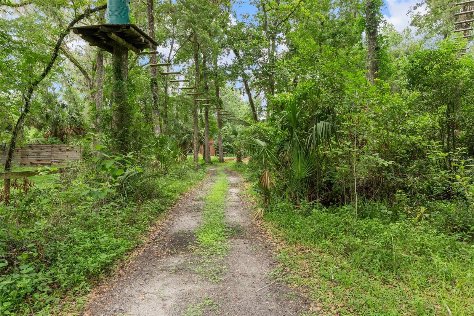 Listing photo id 63 for 6440 Cedar Lane