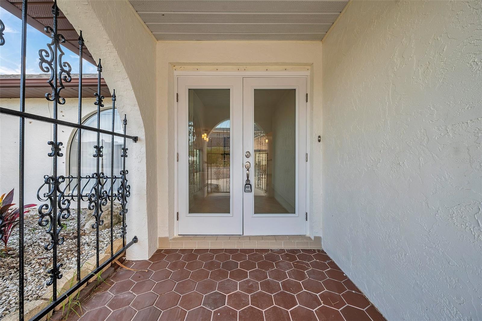 Image 4 of 86 For 13836 Darlene Avenue