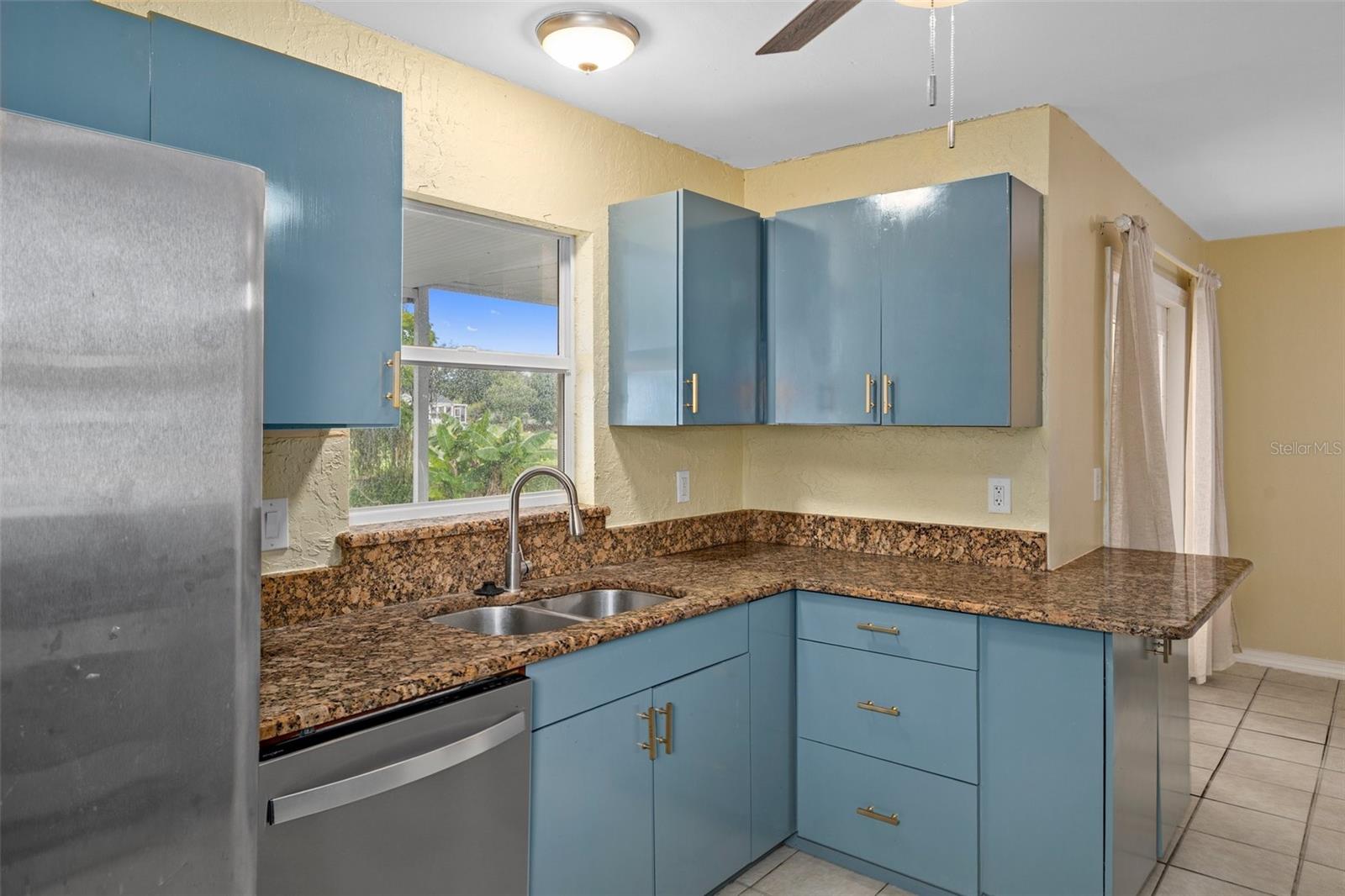 Image 16 of 38 For 7724 Arlight Drive
