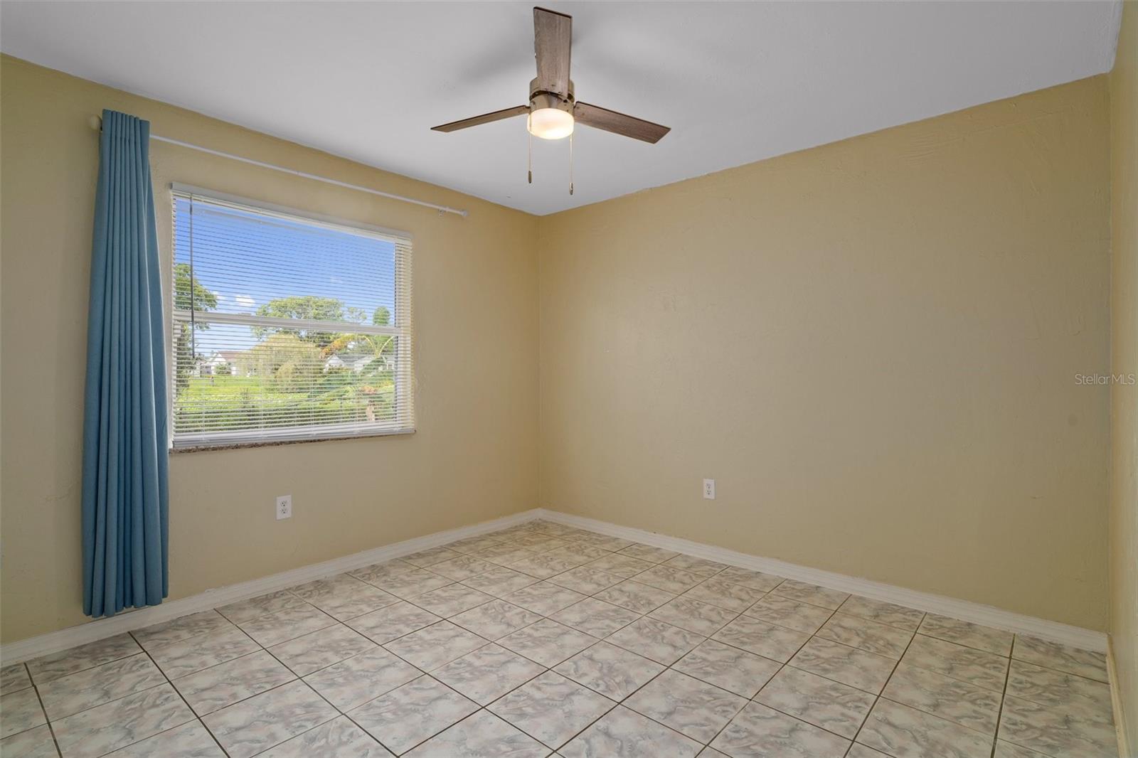 Image 18 of 38 For 7724 Arlight Drive