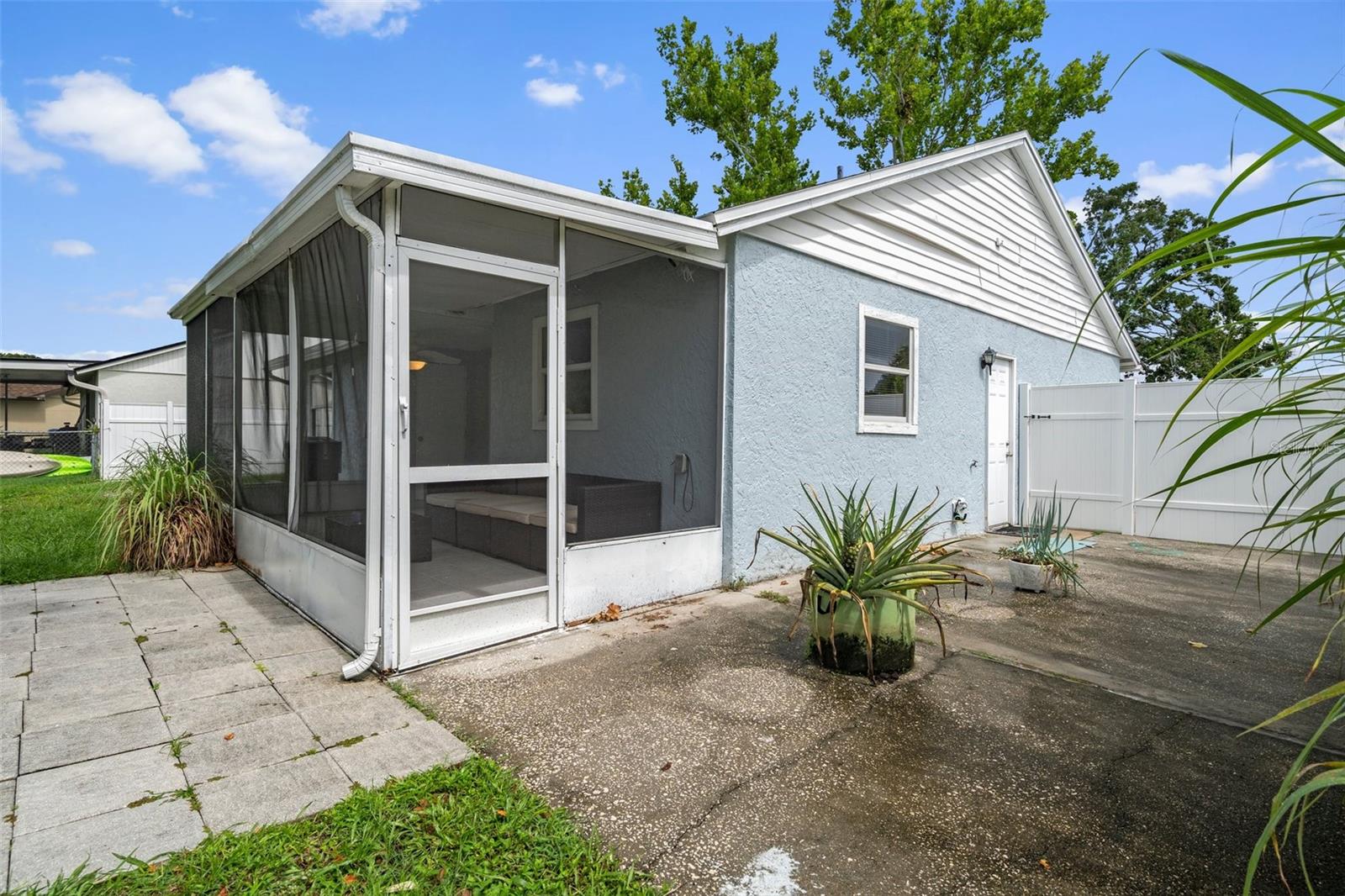 Image 31 of 38 For 7724 Arlight Drive