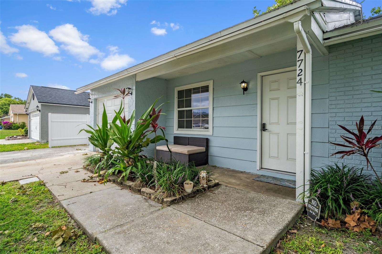 Image 4 of 38 For 7724 Arlight Drive
