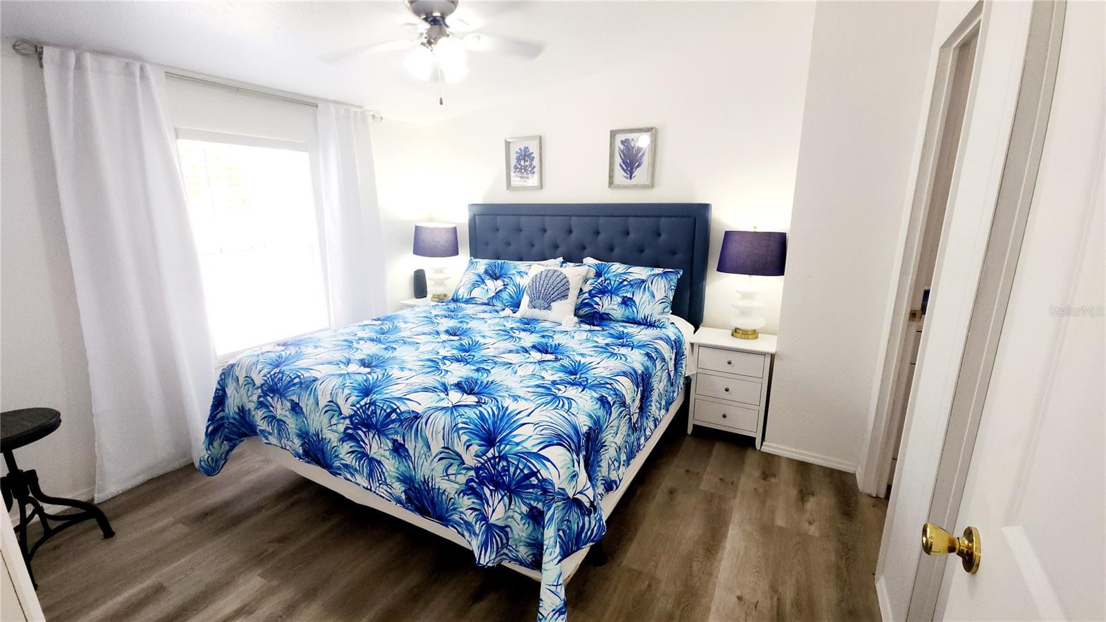 Listing photo id 13 for 6800 Stacie Court