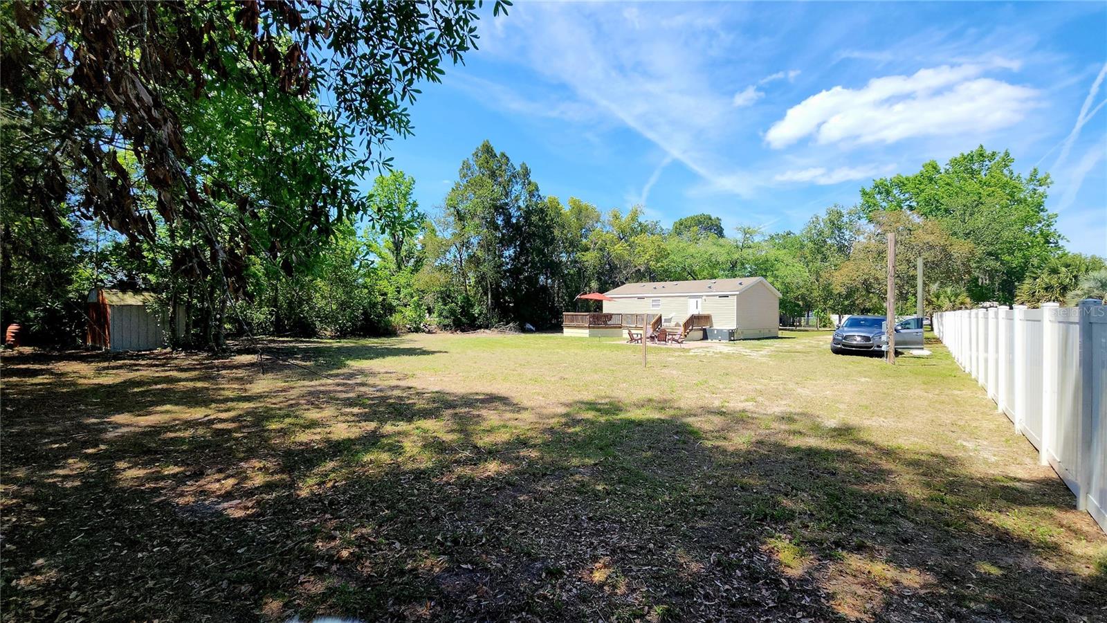 Listing photo id 33 for 6800 Stacie Court