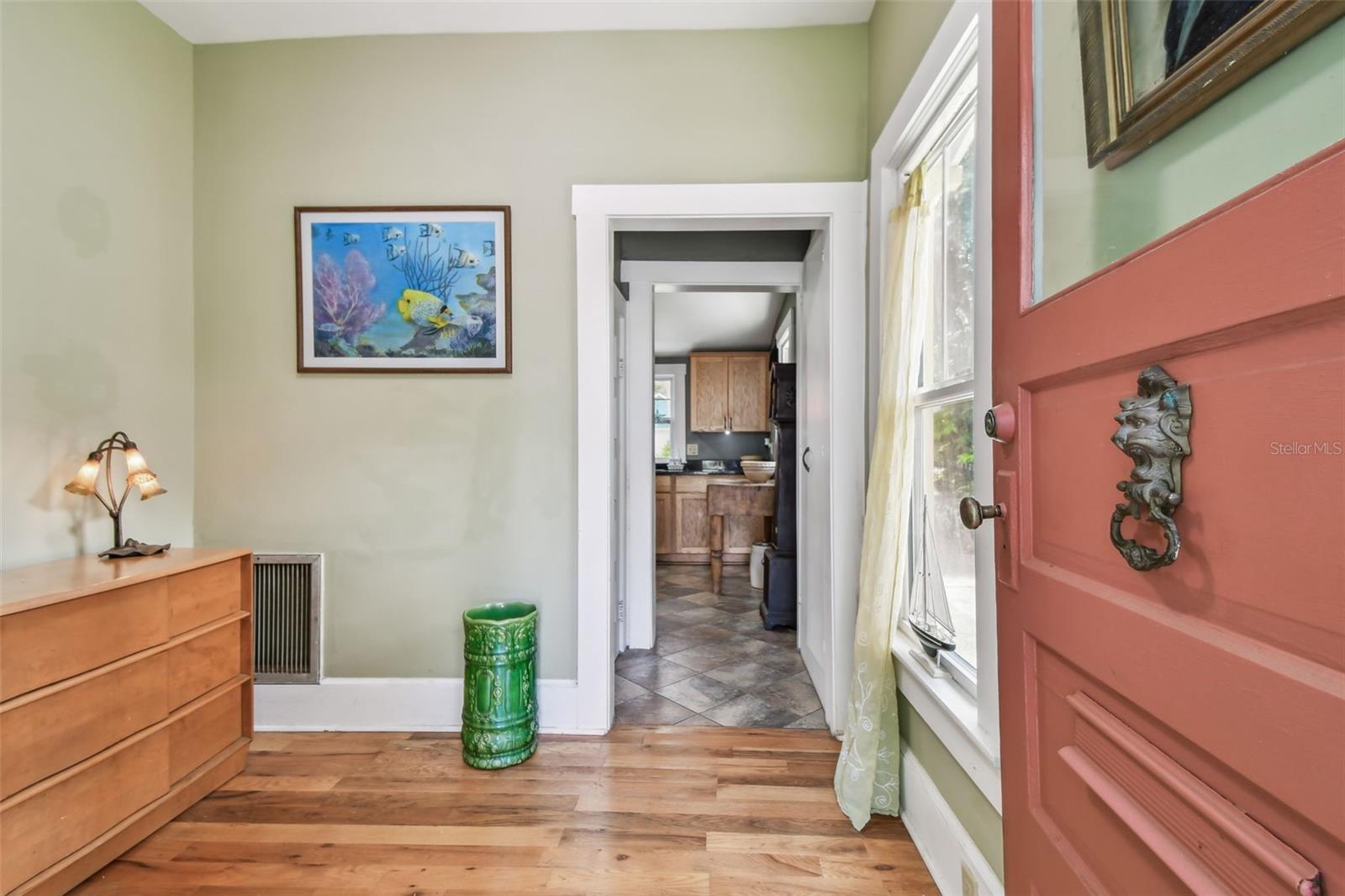 Image 17 of 52 For 7342 Grand Boulevard