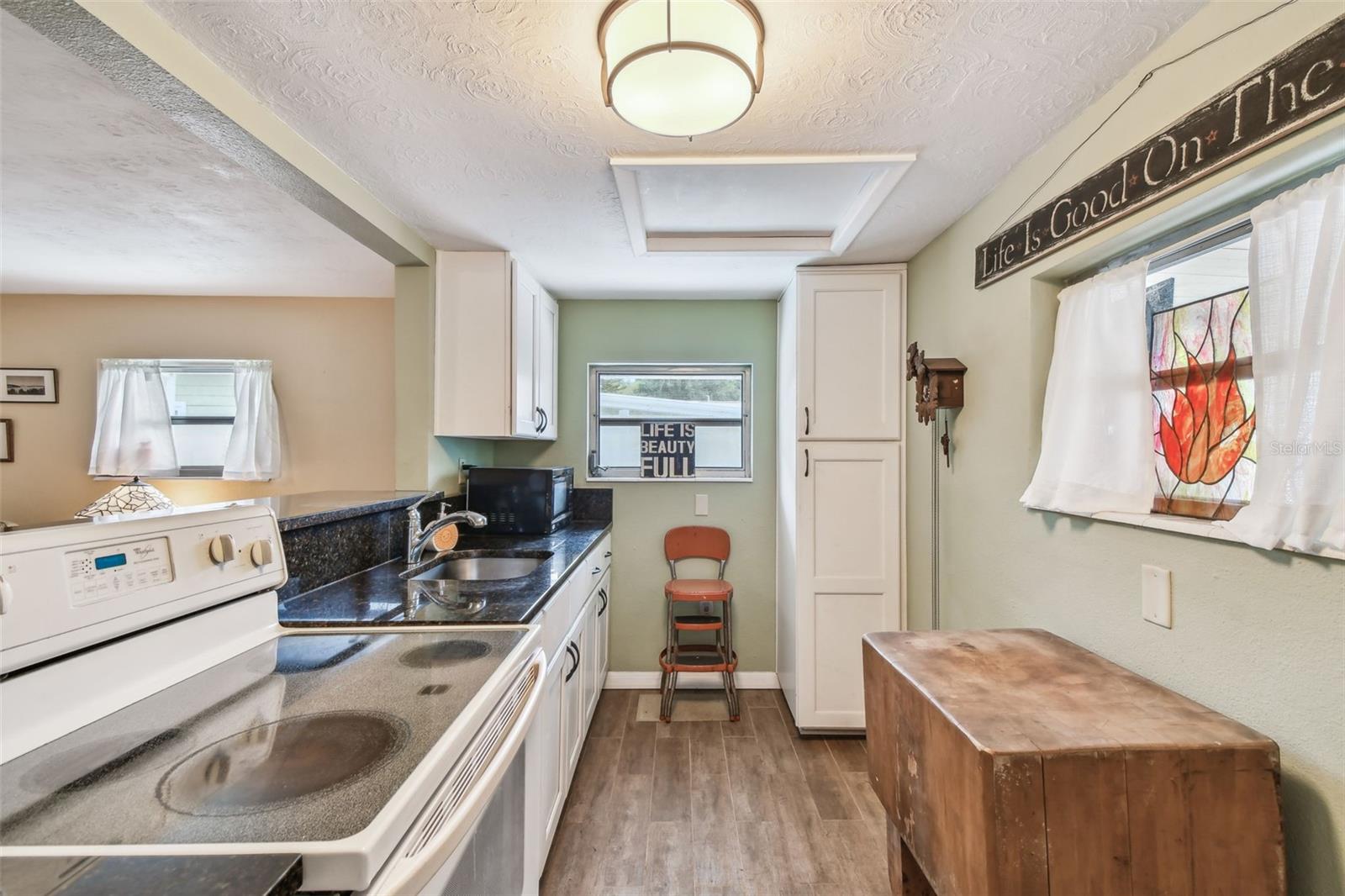 Image 41 of 52 For 7342 Grand Boulevard