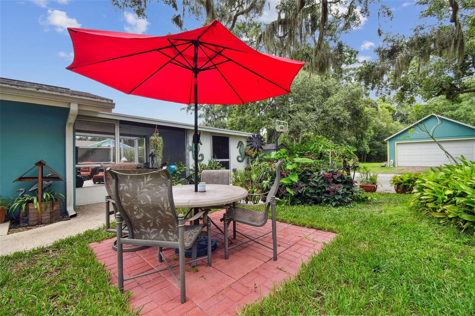 Image 6 of 52 For 7342 Grand Boulevard