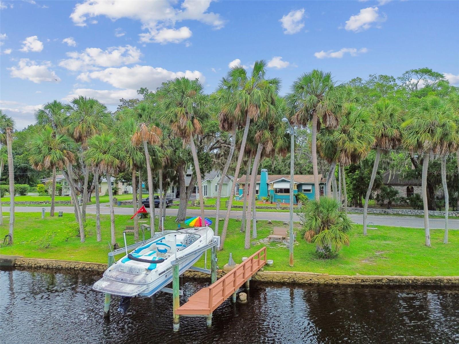 Image 8 of 52 For 7342 Grand Boulevard