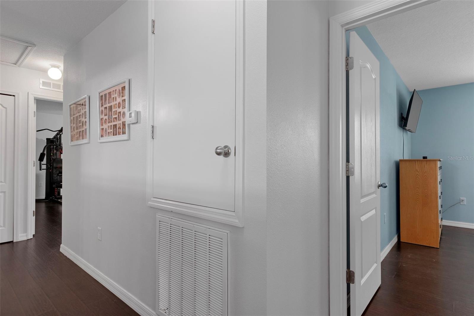 Image 31 of 66 For 14348 Finsbury Drive