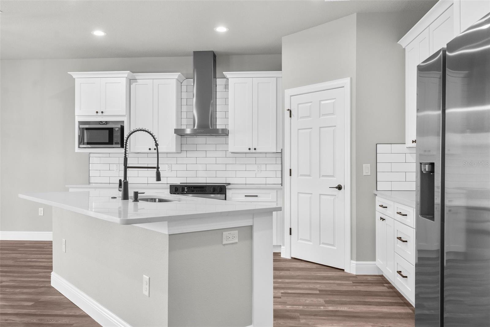 Listing photo id 10 for 16113 Penn State Road