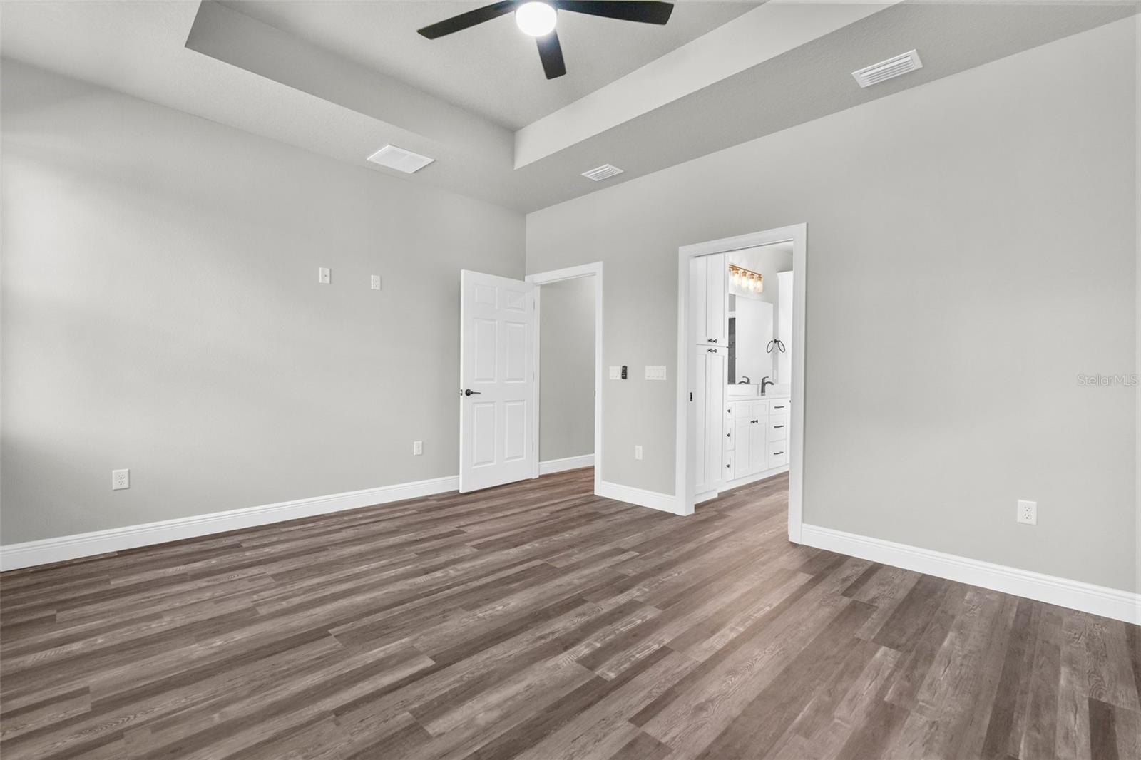 Listing photo id 29 for 16113 Penn State Road