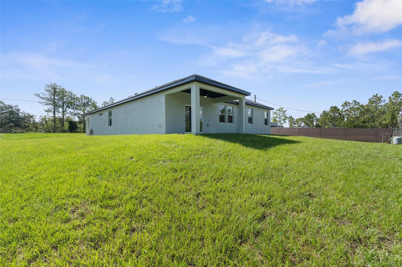 Listing photo id 41 for 16113 Penn State Road