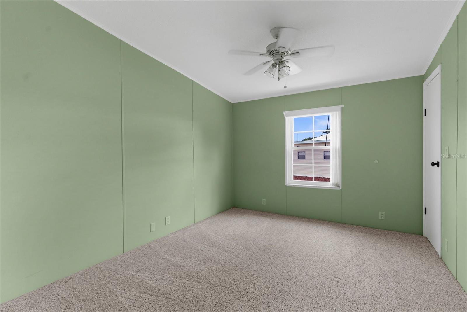 Image 29 of 45 For 14986 Rialto Avenue