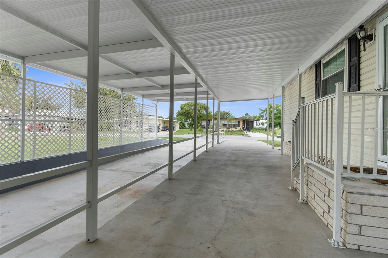 Image 3 of 45 For 14986 Rialto Avenue
