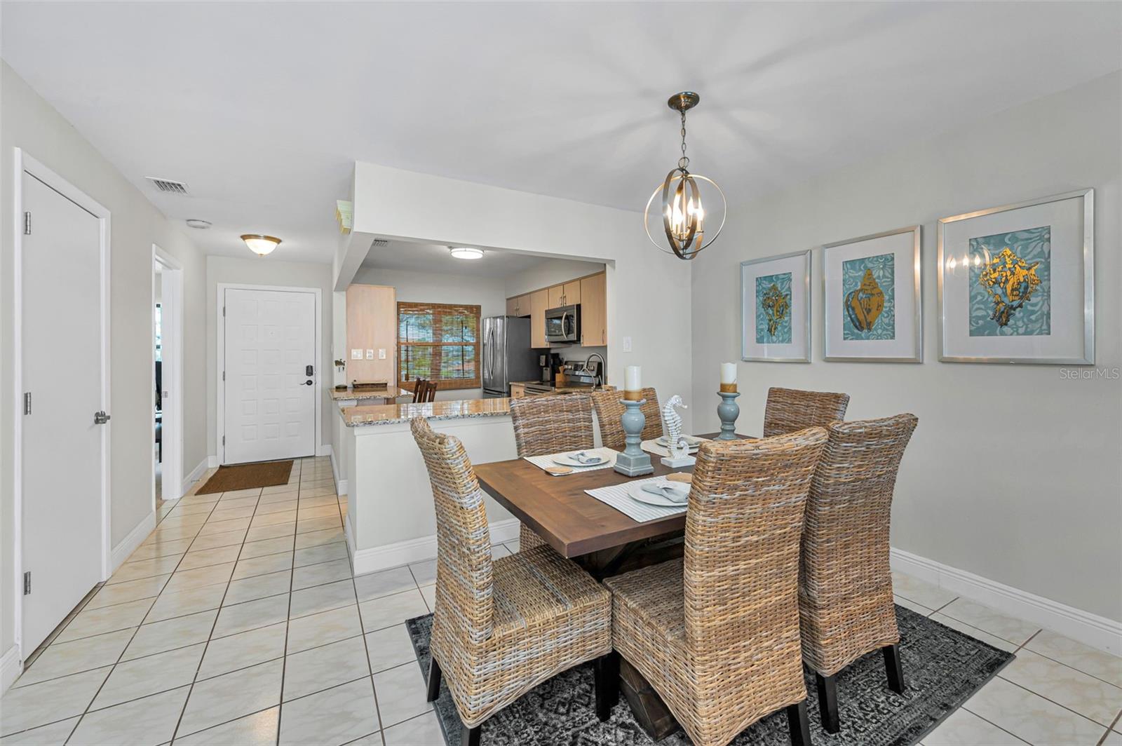 Image 31 of 80 For 1813 Mariner Drive 146