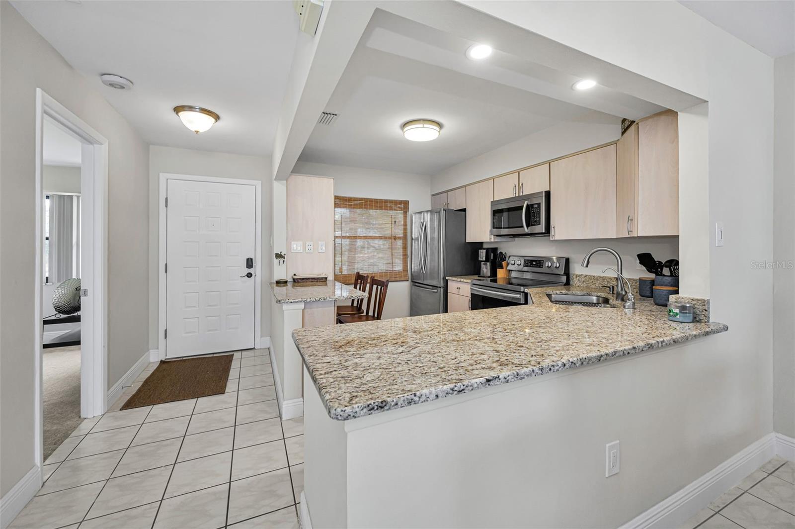 Image 32 of 80 For 1813 Mariner Drive 146