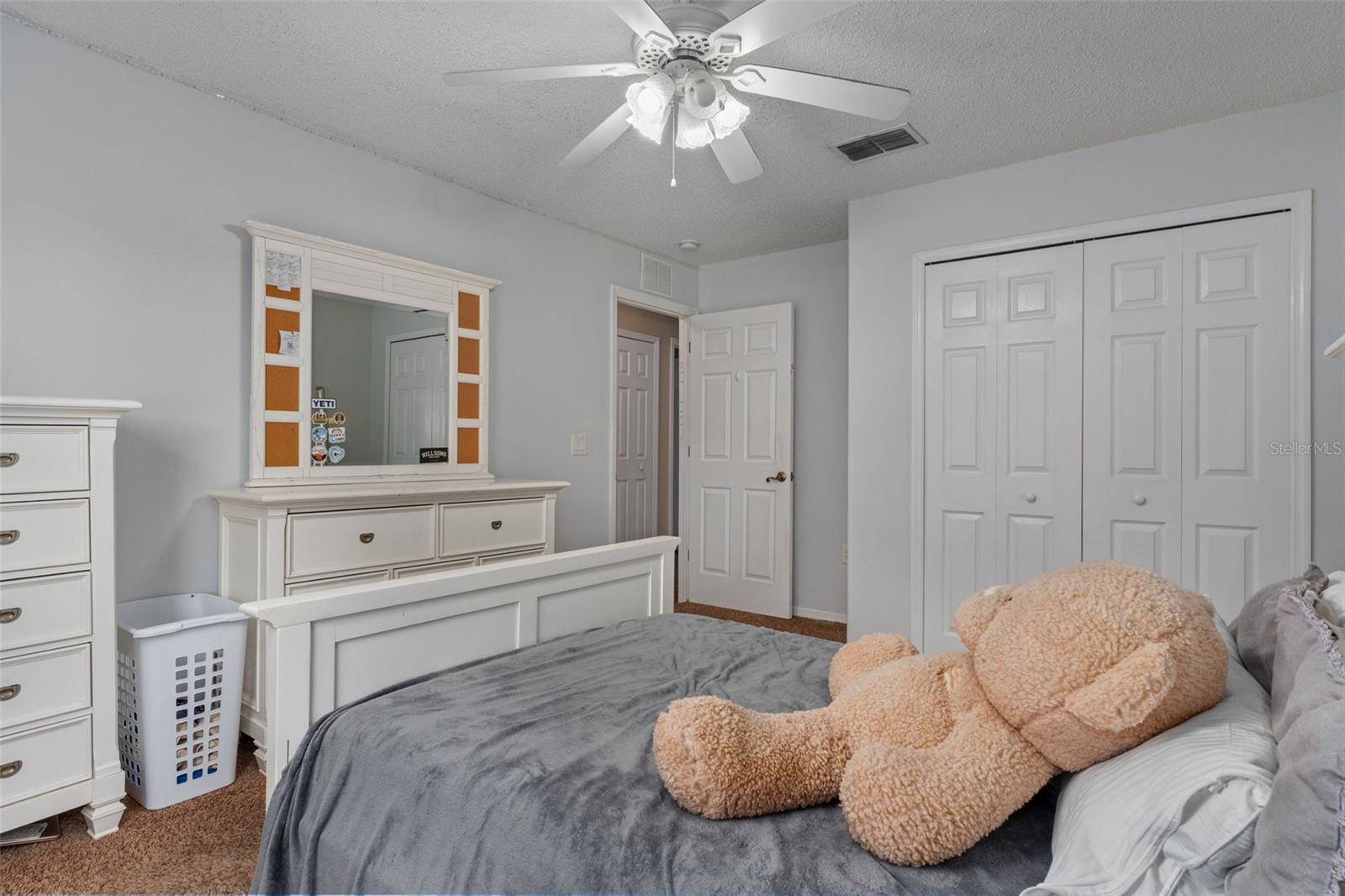 Image 33 of 59 For 9438 Lorendale Circle