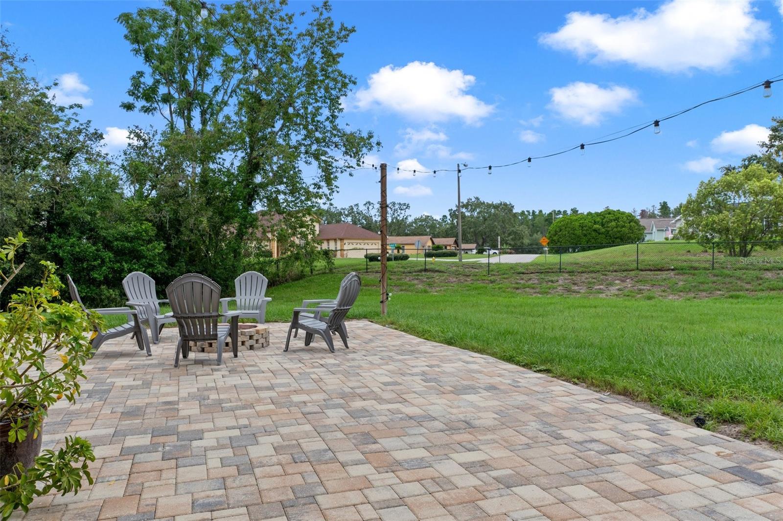 Image 41 of 59 For 9438 Lorendale Circle