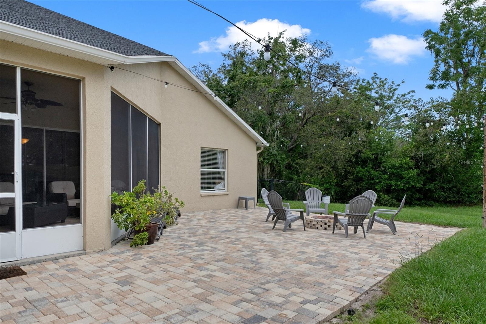 Image 42 of 59 For 9438 Lorendale Circle