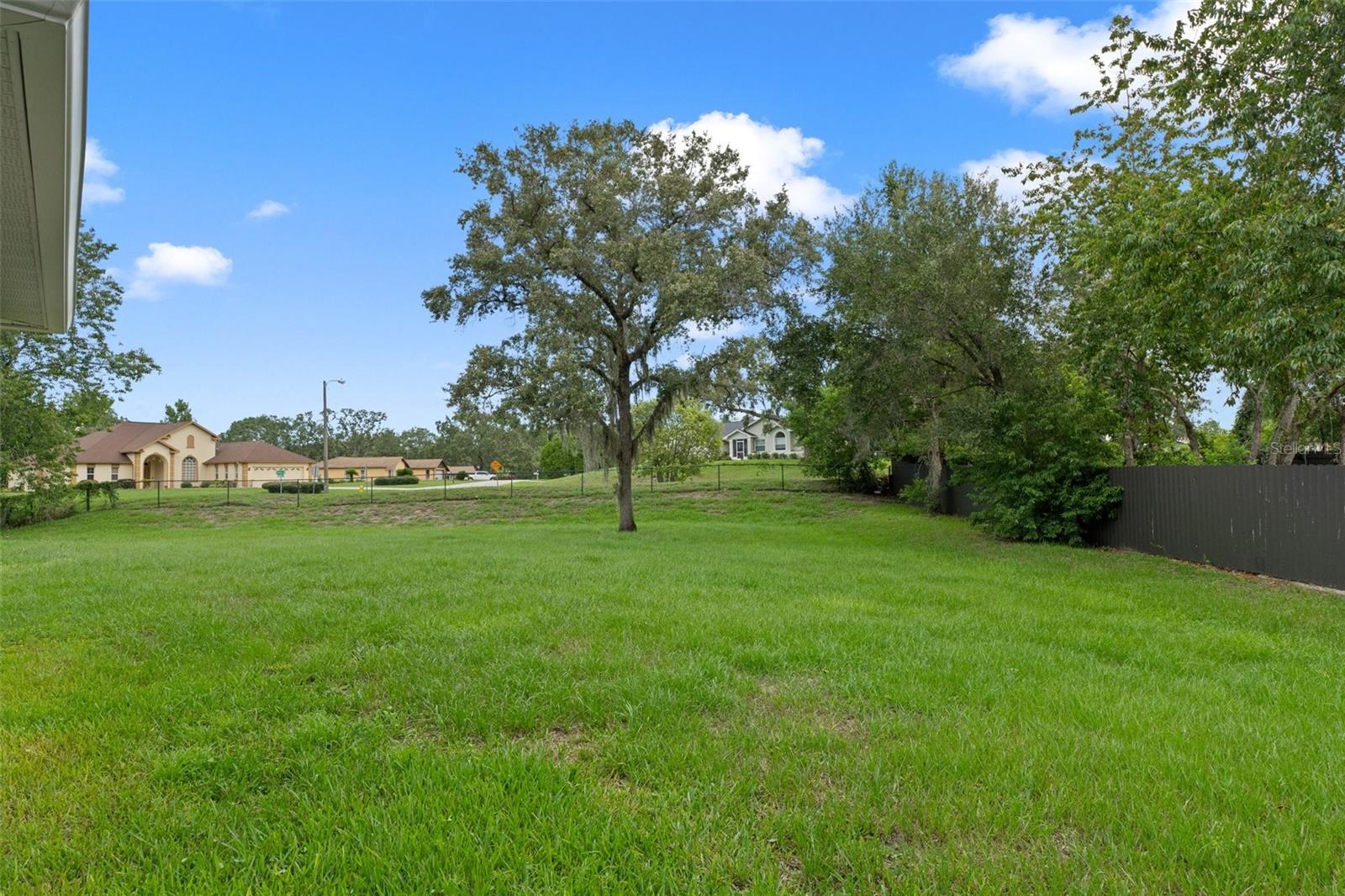 Image 47 of 59 For 9438 Lorendale Circle