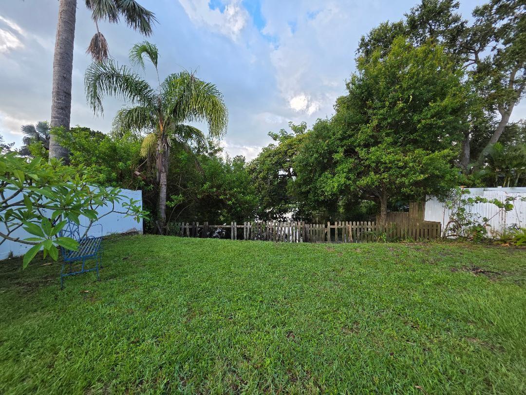 Image 17 of 20 For 11932 99th Ave Avenue N