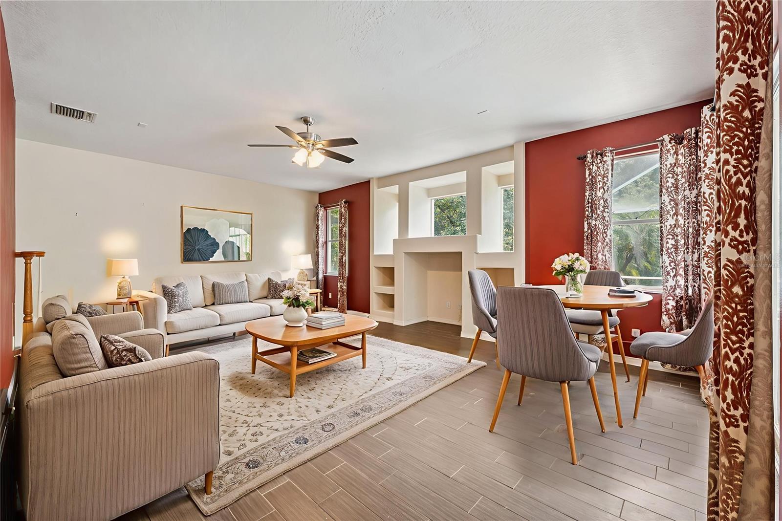 Listing photo id 9 for 3109 Ashmonte Drive