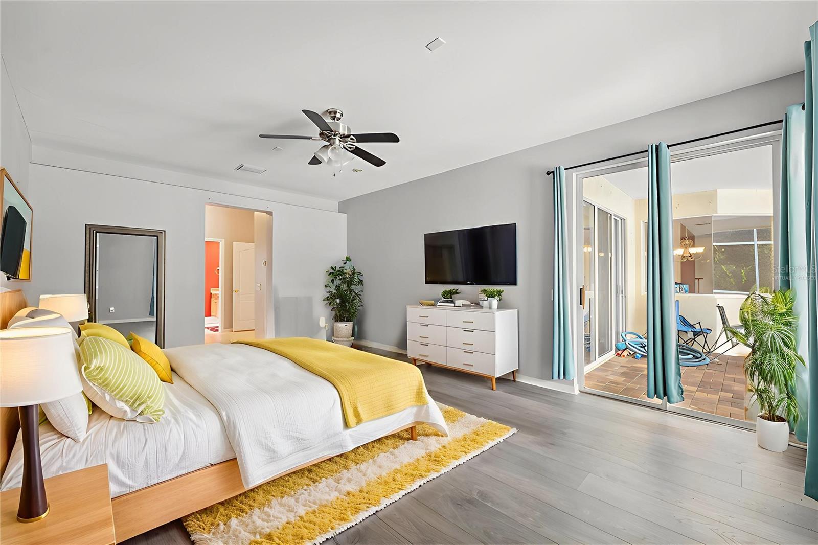 Listing photo id 12 for 3109 Ashmonte Drive