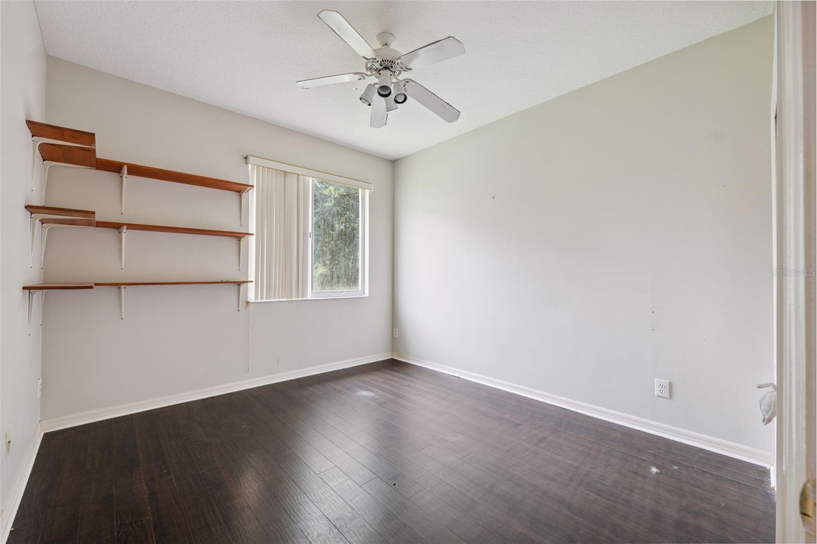 Listing photo id 21 for 3109 Ashmonte Drive