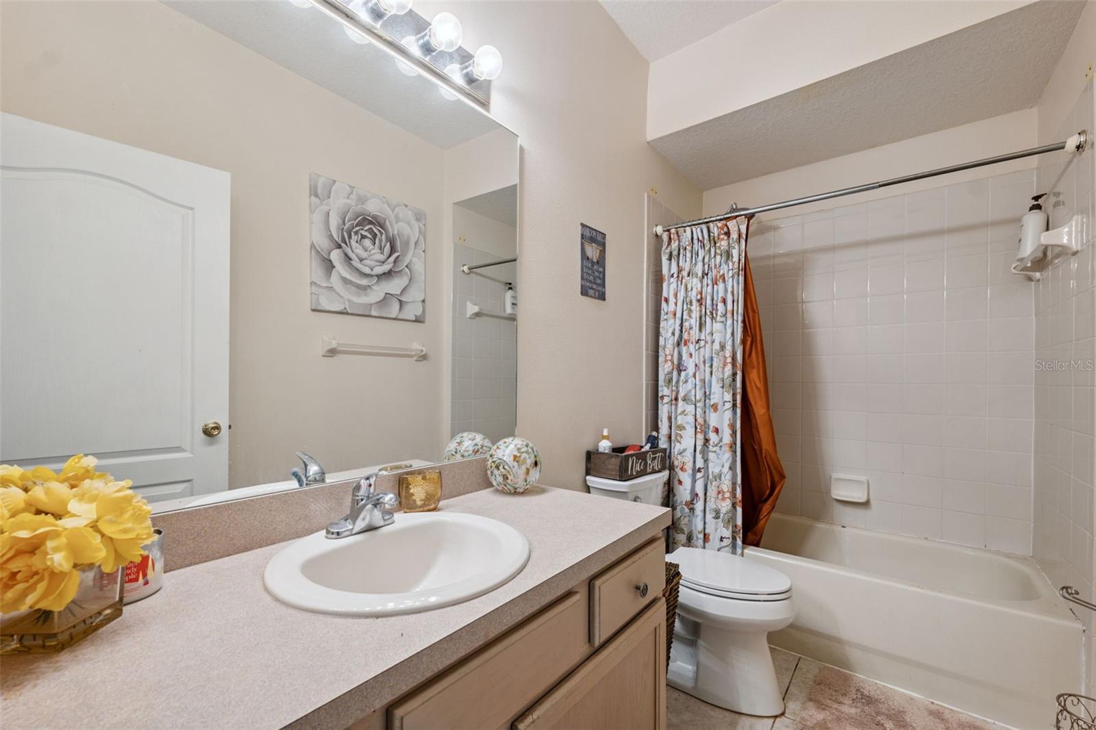 Listing photo id 22 for 3109 Ashmonte Drive
