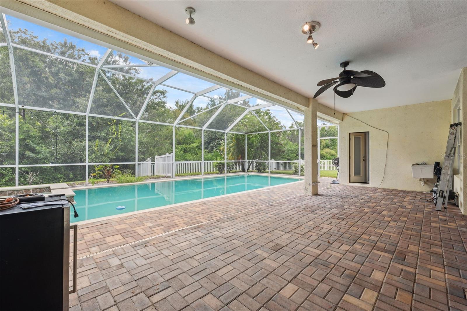 Listing photo id 29 for 3109 Ashmonte Drive