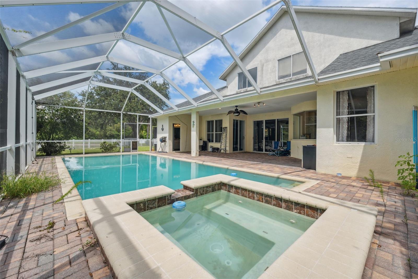 Listing photo id 32 for 3109 Ashmonte Drive