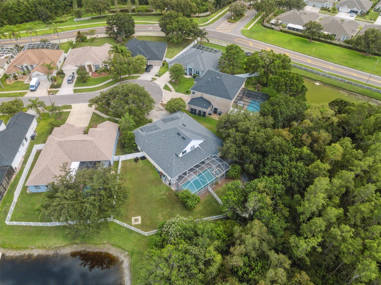 Listing photo id 49 for 3109 Ashmonte Drive