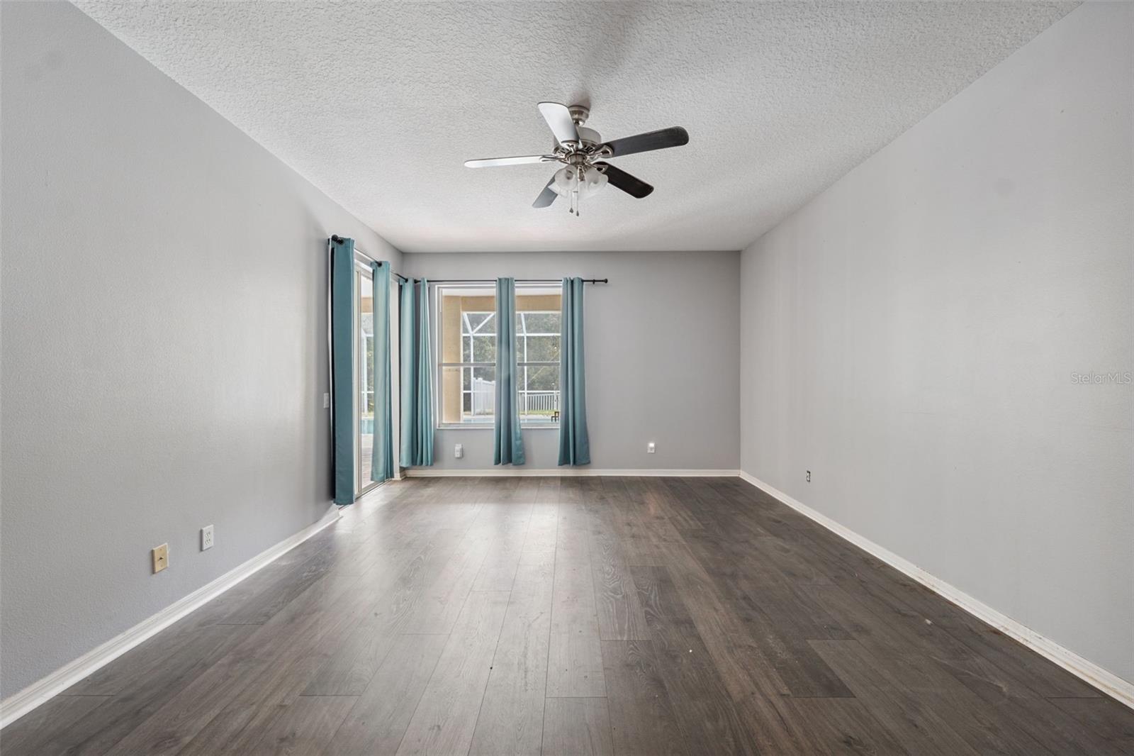 Listing photo id 55 for 3109 Ashmonte Drive