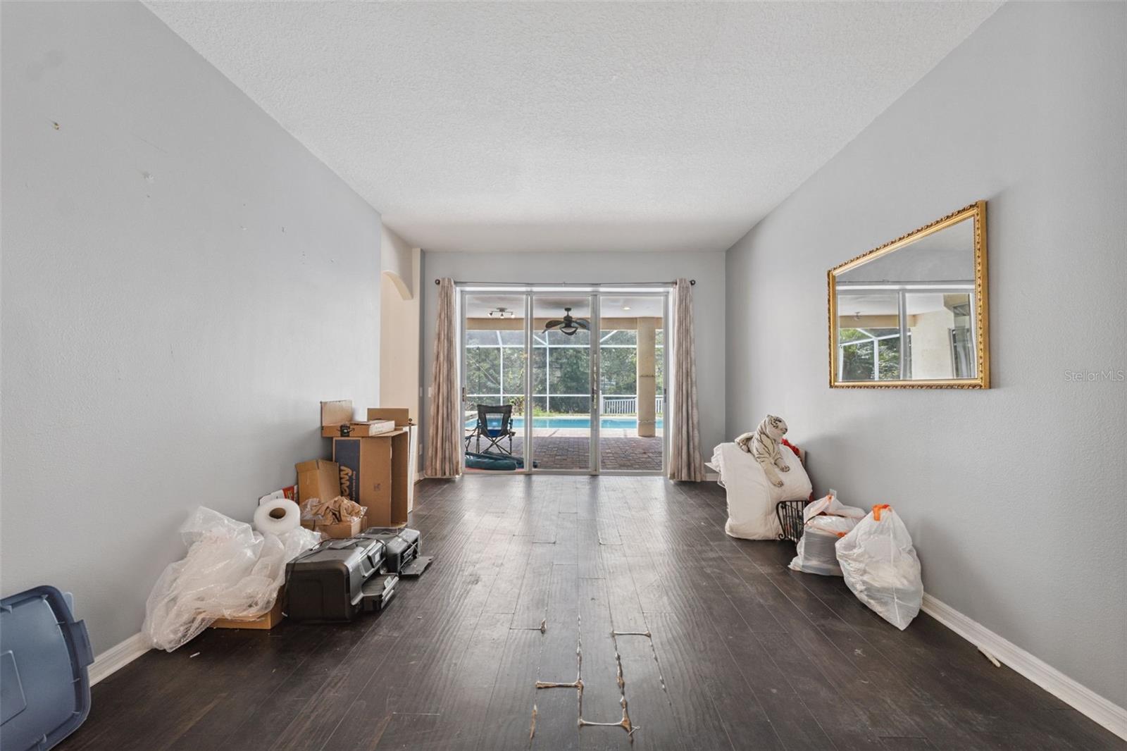 Listing photo id 5 for 3109 Ashmonte Drive