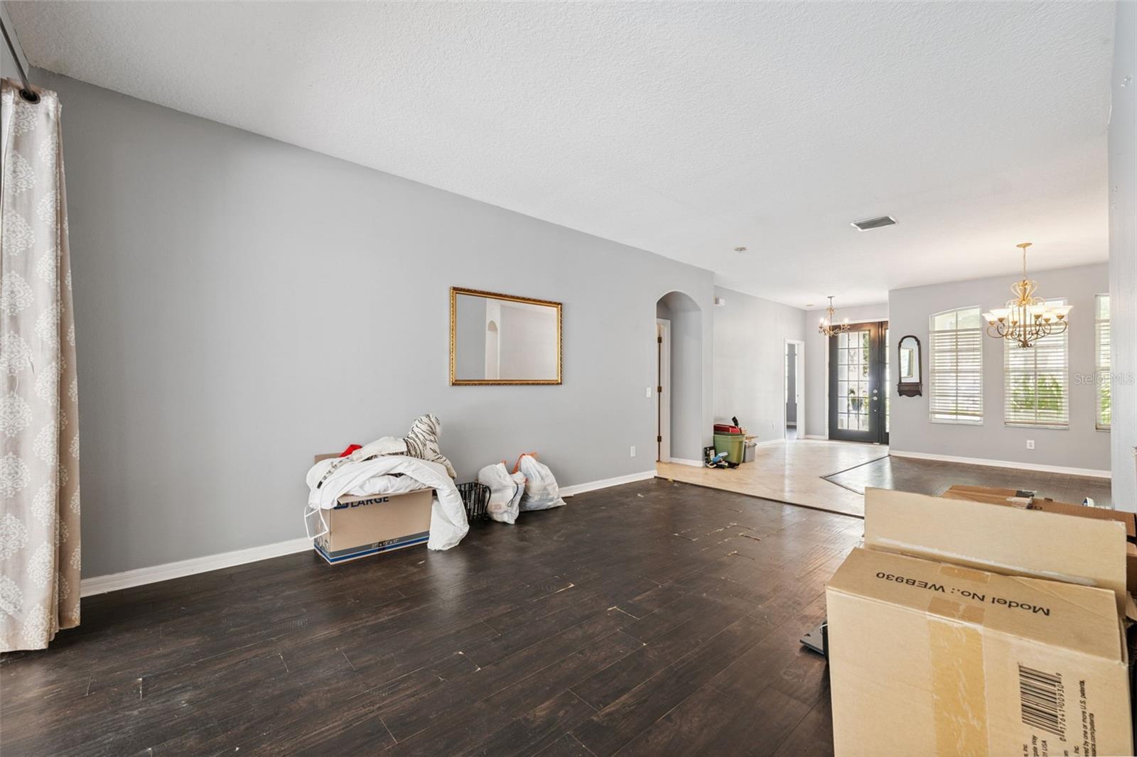 Listing photo id 6 for 3109 Ashmonte Drive