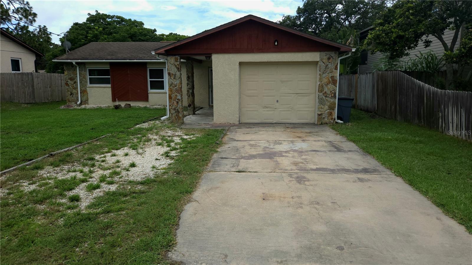 Details for 15915 Sea Pines Drive, HUDSON, FL 34667