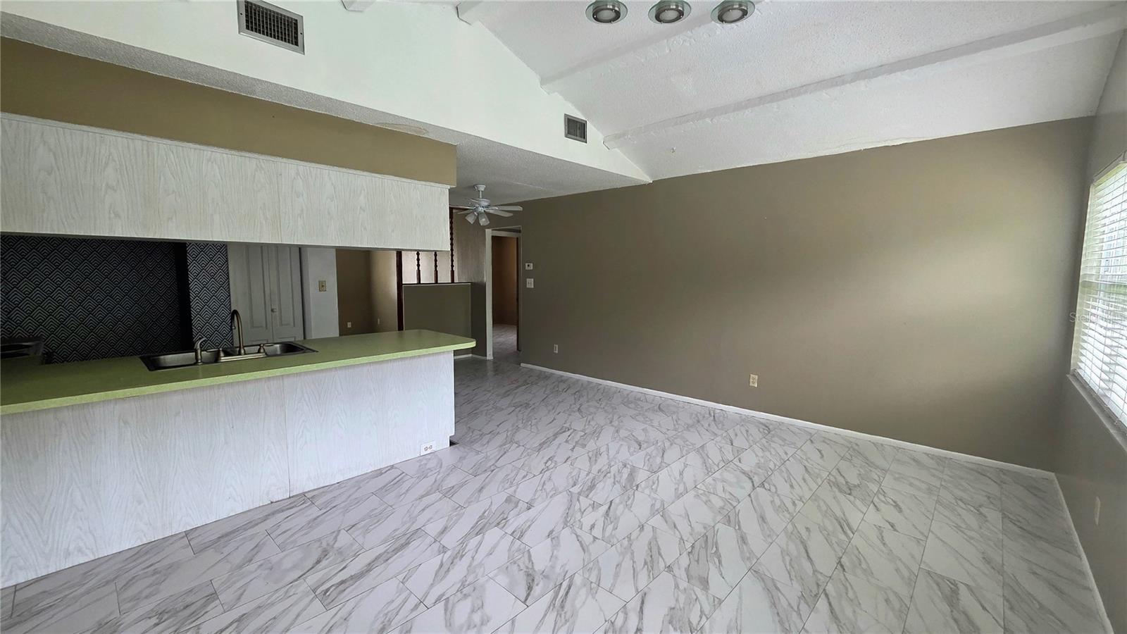 Image 11 of 25 For 15915 Sea Pines Drive