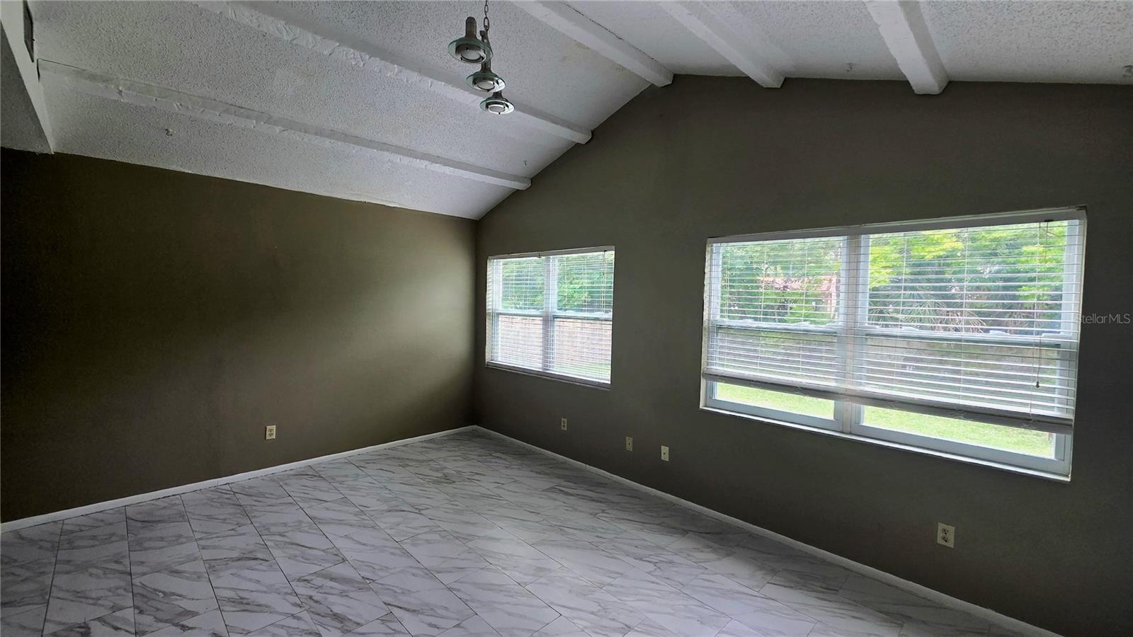 Image 12 of 25 For 15915 Sea Pines Drive