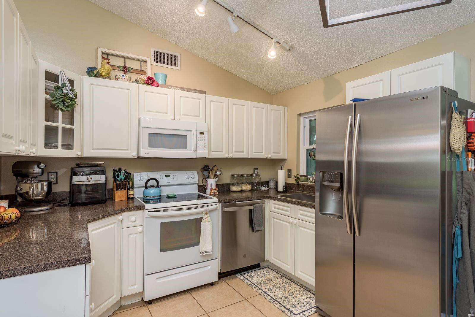 Image 16 of 32 For 7148 Whist Way