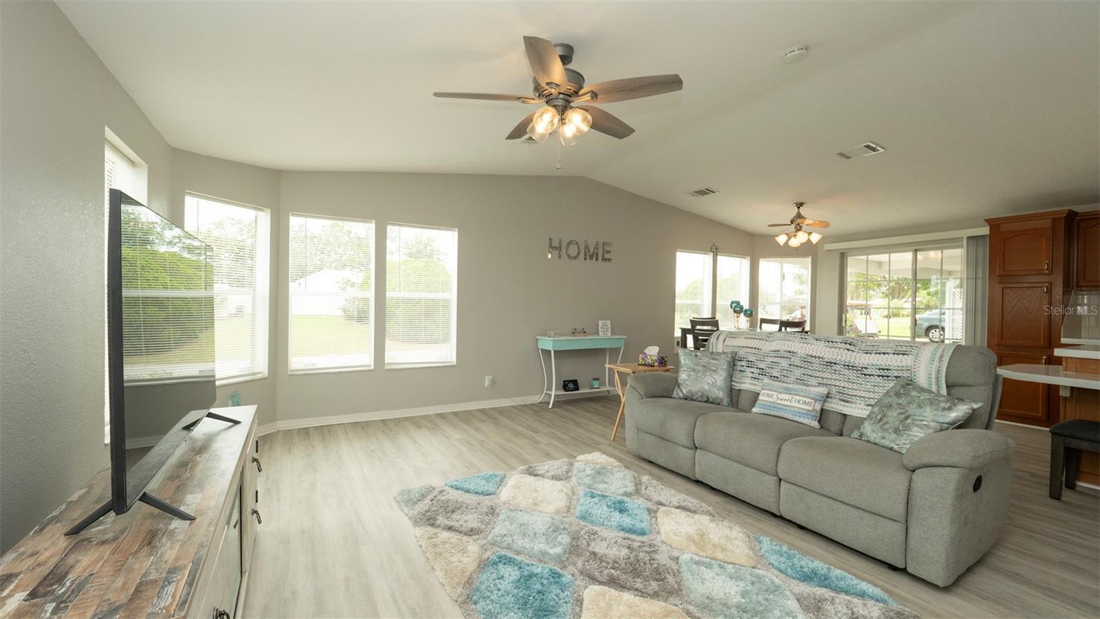 Image 11 of 40 For 8442 Mohican Avenue