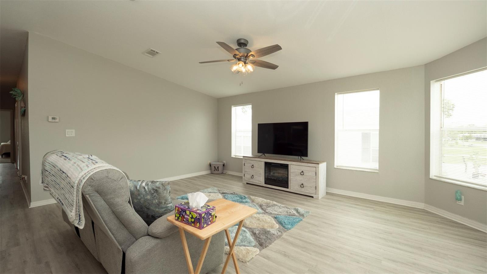 Image 9 of 40 For 8442 Mohican Avenue