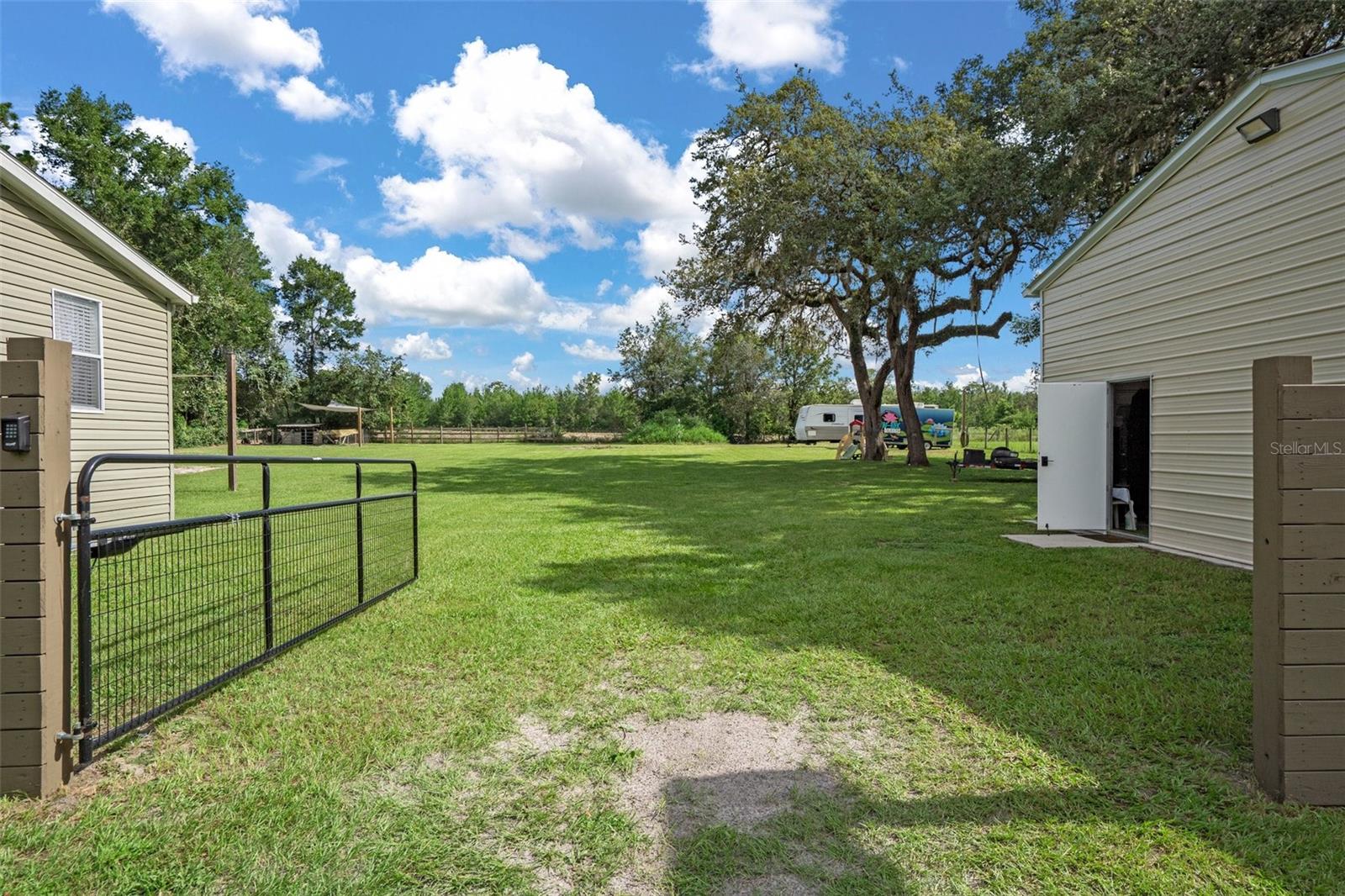 Image 32 of 40 For 17719 Bosley Drive