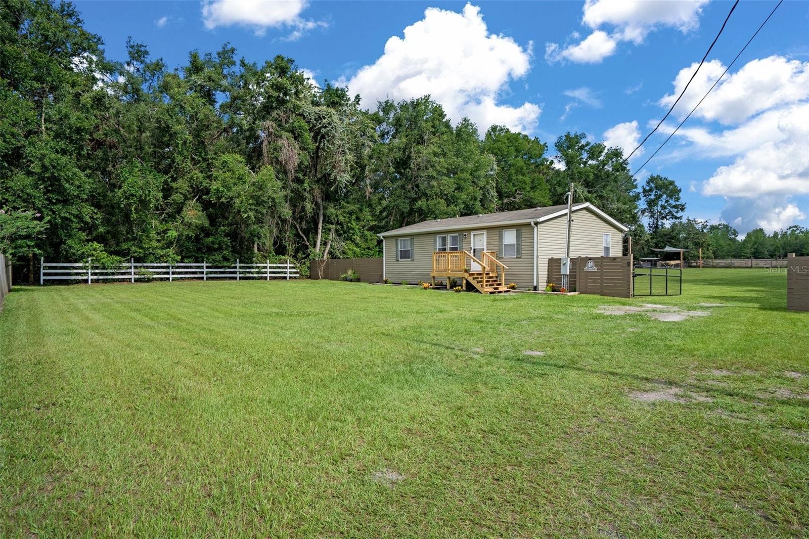 Image 6 of 40 For 17719 Bosley Drive