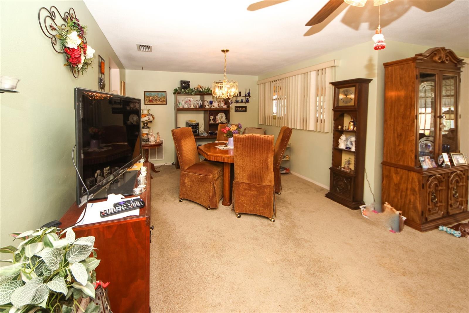 Image 11 of 25 For 10638 Oak Hill Drive