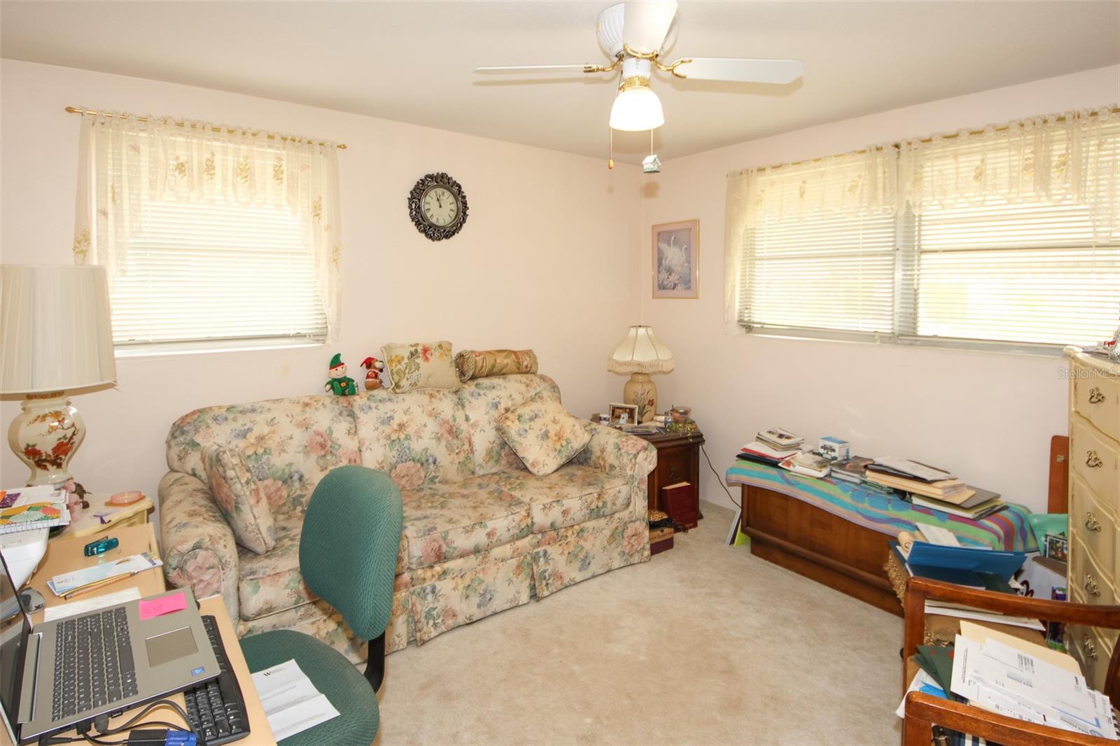 Image 14 of 25 For 10638 Oak Hill Drive