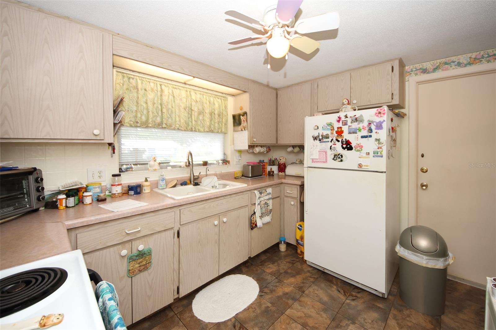 Image 8 of 25 For 10638 Oak Hill Drive